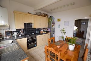 Kitchen- click for photo gallery